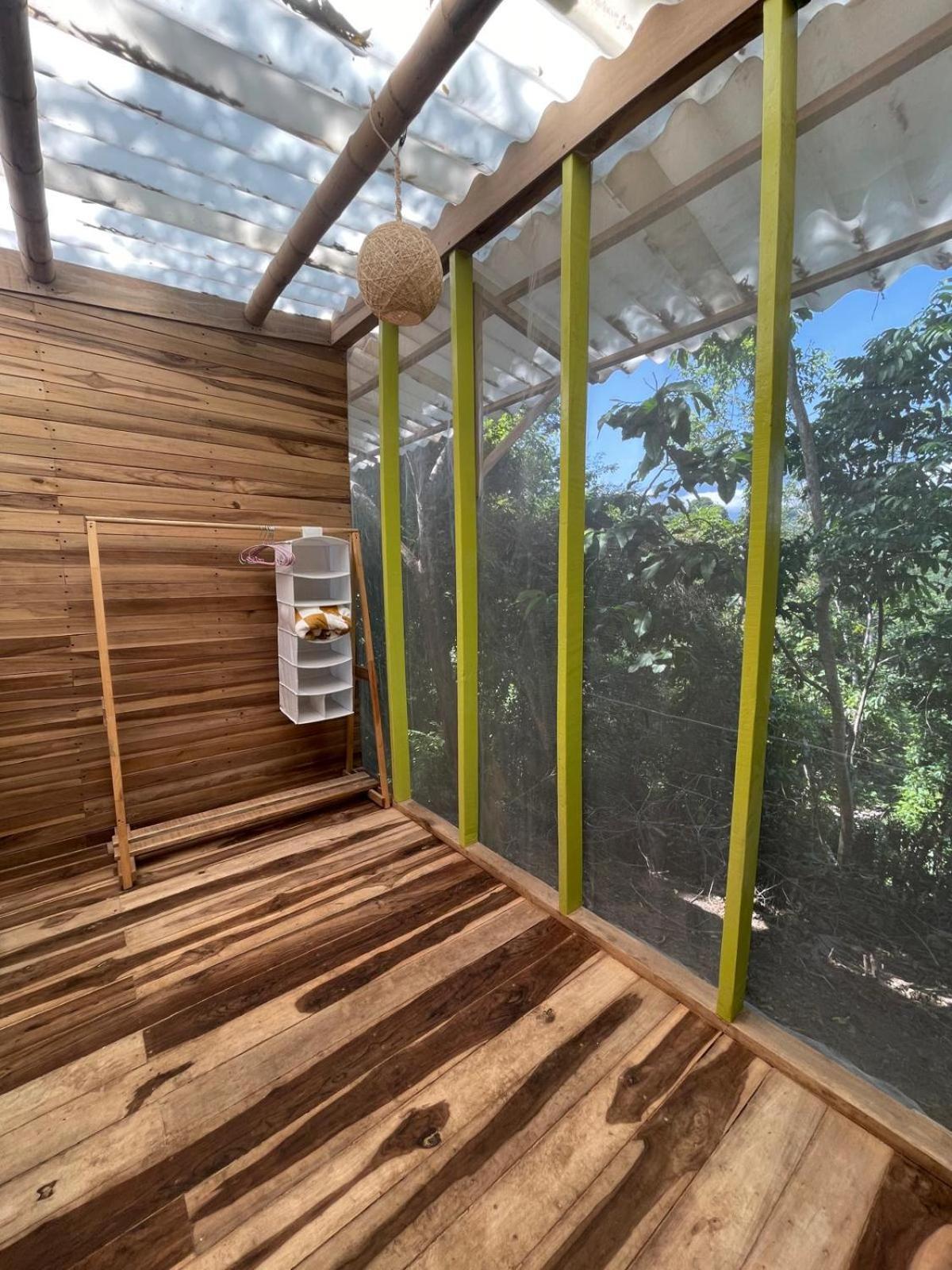 פאלומינו La Mona Eco Cabins מראה חיצוני תמונה